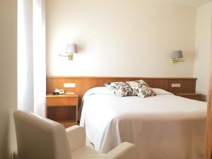 Hotel Restaurant Bon Retorn